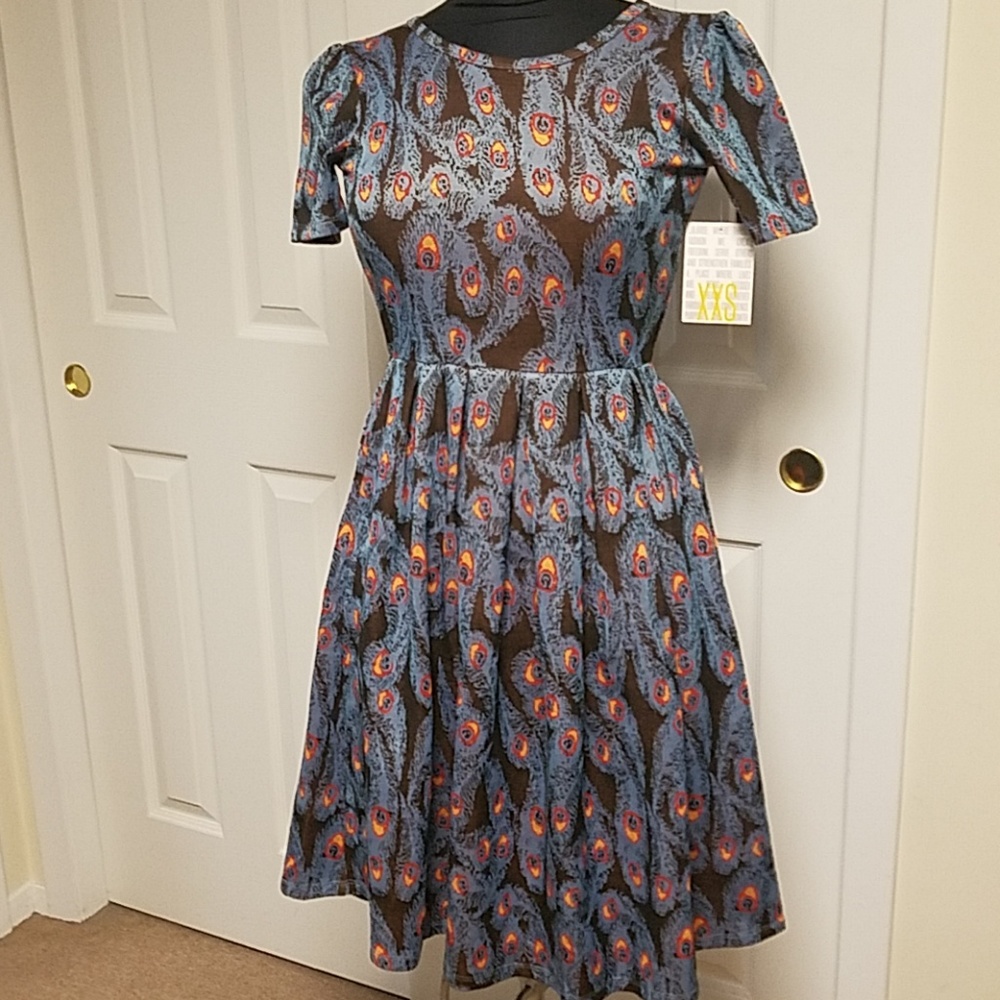 BNWT XXS LulaRoe Amelia Dress- peacock print